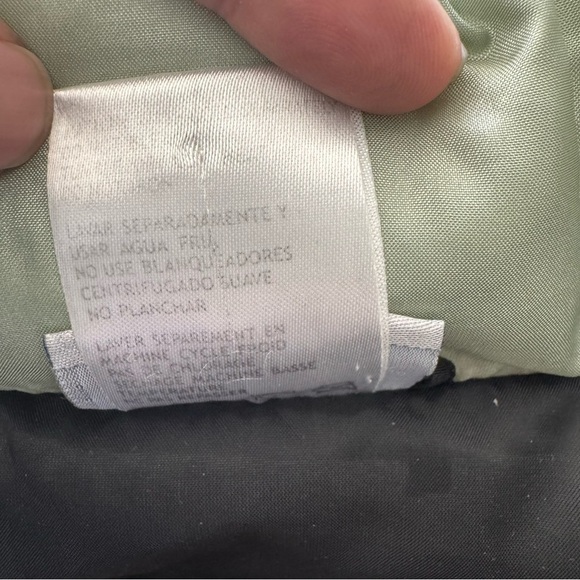 Vintage Reebok NFL Oakland Raiders Puffer Men’s Jacket  Size XL Sleeve Pockets - Picture 12 of 12